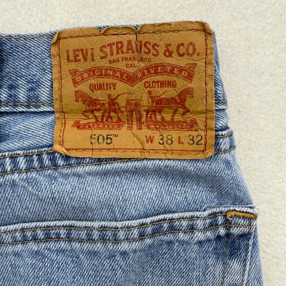 Levi's 505 Mens W38 L32 Blue Denim Jeans‎ Distressed Hole Casual